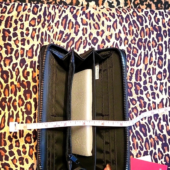 NEW Rampage Black Faux Leather Wallet, Gold Zip, Fits Your Phone! - Picture 11 of 11